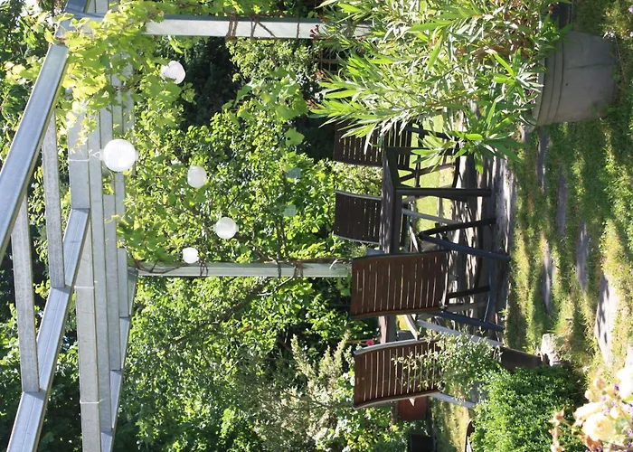 Wohlfuehloase Fuer Natur- Und Gartenliebhaber By Interhome